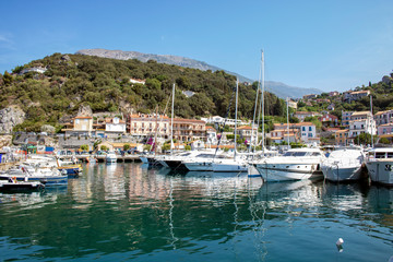 Fototapeta na wymiar the little port of Maratea