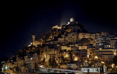 Veduta notturna di Olevano Romano - Roma - Lazio - Italia