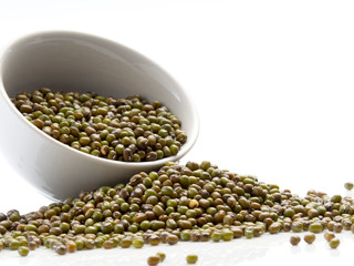 The mung beans in bowl
