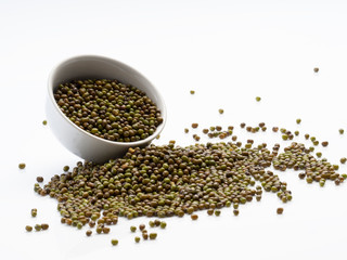 The mung beans in bowl