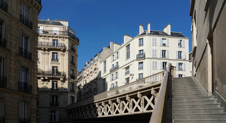 Fototapeta na wymiar Rue du Rocher Paris