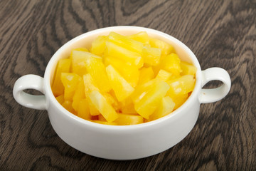 Canned pineapple