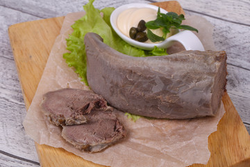 Gurmet pork tongue snack