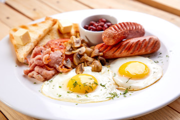 breakfast with sausage