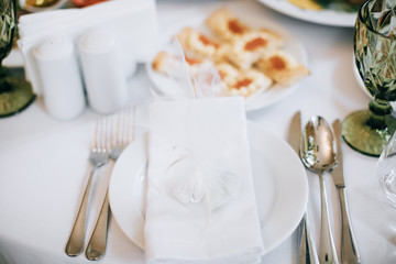 festive table setting