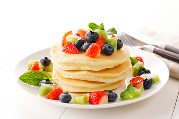 フルーツパンケーキ　Fruit pancake