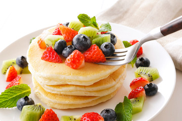 フルーツパンケーキ　Fruit pancake