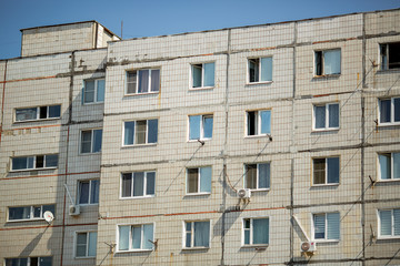Fototapeta na wymiar facade of a residential building
