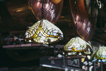 Fototapeta na wymiar Lampes vintage du marché la Boqueria, Barcelone