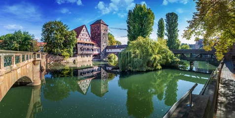 Weinstadl and Henkerhaus © Val Thoermer
