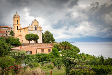 Fototapeta na wymiar Eglise latine de l'Assomption à Cargèse, Corse
