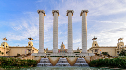 Fototapeta premium Magischer Brunnen in Barcelona