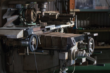 フライスで切削