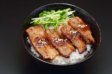 焼き肉丼