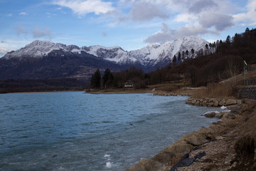 Lago di Santa Croce inverno