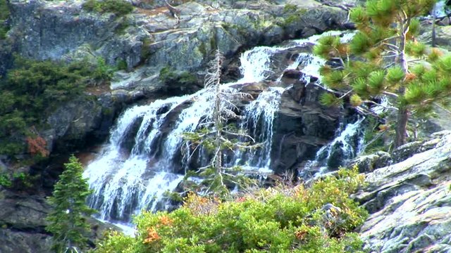 Lake Tahoe Falls-ws