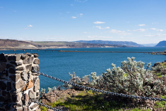 View over Columbia river and I-90 Vantage bridge from Ginkgo Petrified Forest State Park