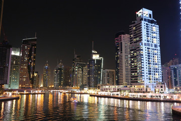 Fototapeta na wymiar Dubai Marina, United Arab Emirates
