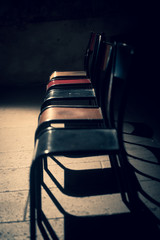 Chaises vides