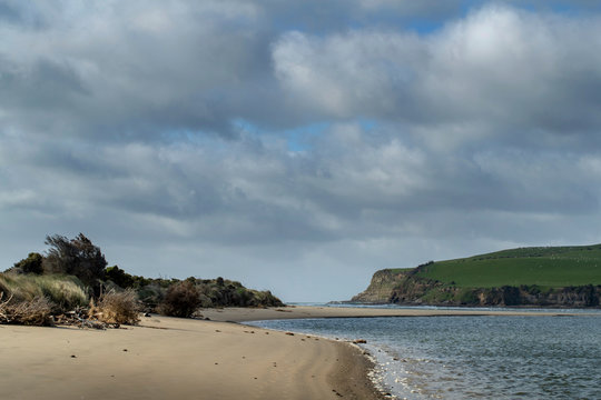 Surat Bay. Owaka New Zealand. Coast, beach and ocean