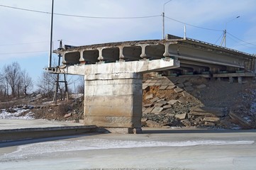 Destruction of the bridge after the flood