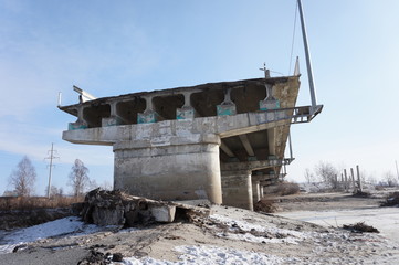 Destruction of the bridge after the flood
