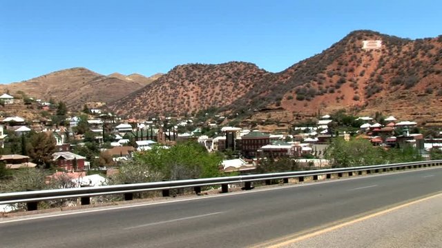 Bisbee from Highway-ws-zoom