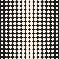 Vector half tone dots pattern. Halftone circles texture. Gradient transition