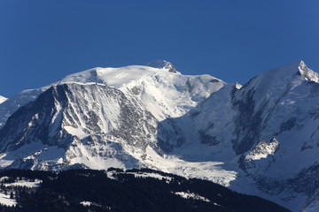Fototapeta na wymiar Massif du Mont-Blanc. / Massif of Mont Blanc.