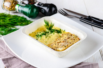Poultry meat bread and mashed potatoes