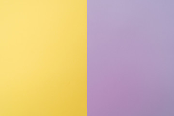 Obraz premium Yellow and purple abstract background