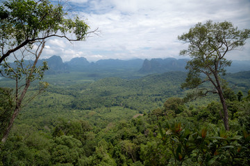 Fototapeta na wymiar View of the valley and the Andaman Sea, islands and mountains
