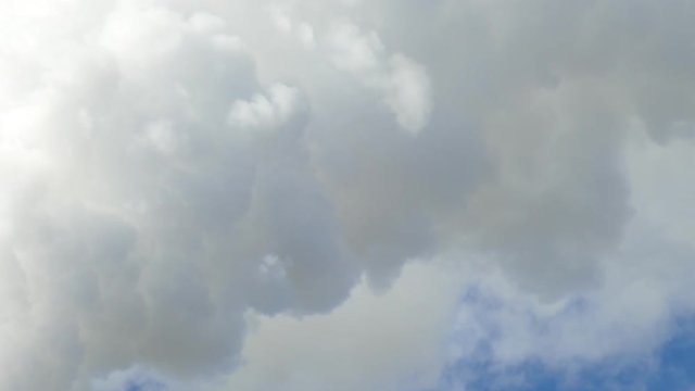 Cloud of smoke from smoking factory chimney, Bremen, Germany, Europe