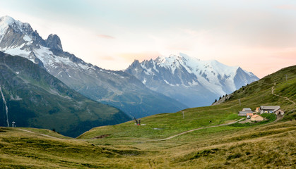 Obraz premium T.m.b hiking trial 