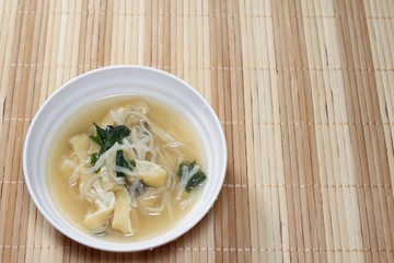 切り干し大根を入れた味噌汁