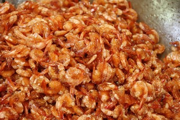 Sweet shrimp in pan at street food