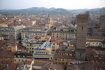 Torri e colli di Bologna