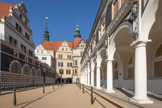 Germany, Dresden, stable yard at sunlight