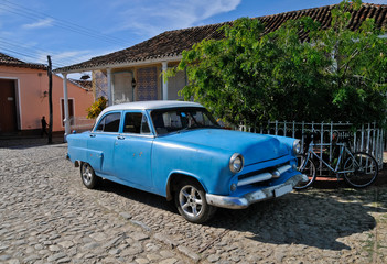 Stadtansicht, Straßenszene, Oldtimer, Trinidad, Kuba