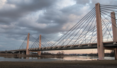 Fototapeta na wymiar Most Milenijny Odra Wrocław. Dolnośląskie. Polska. Europa