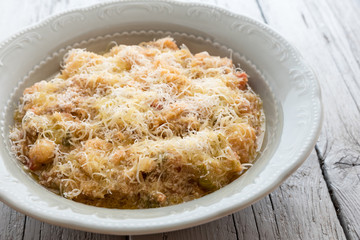 Vegetable soup with cheese