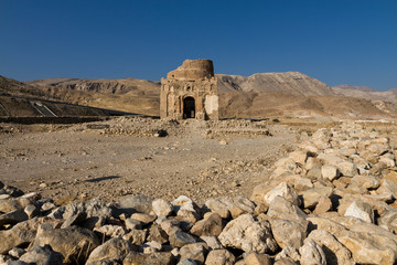 Bibi Maryam mausoleum in the ancient city of Qalhat near Sur,Oman. This site was added to the...