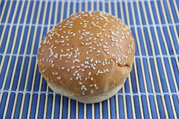 Pain bun au sésame