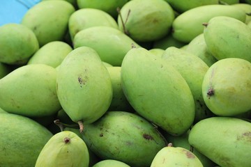 Mango fruit is delicious at street food