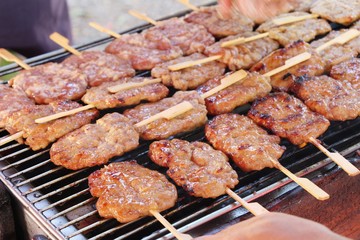 Roasted pork is delicious at street food