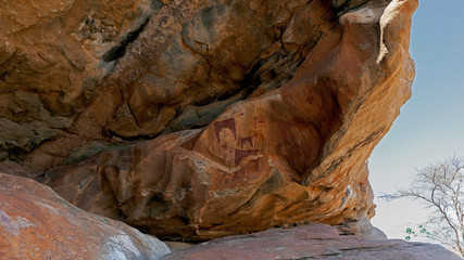 Laas Geel cave formations have one the oldest and best preserved rock art in Horn of Africa. Estimated 5000 year old paintings depict cattle, wild animals, humans and domesticated dogs.