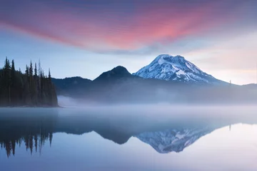 Washable wall murals Morning with fog South Sister and Broken Top reflect over the calm waters of Sparks Lake at sunrise in the Cascades Range in Central Oregon, USA in an early morning light. Morning mist rises from lake into trees. 