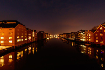 Trondheim river Nidelven by night
