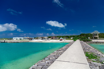 南の島ののどかな海の風景