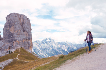 Fototapeta premium tourist girl at the Dolomites